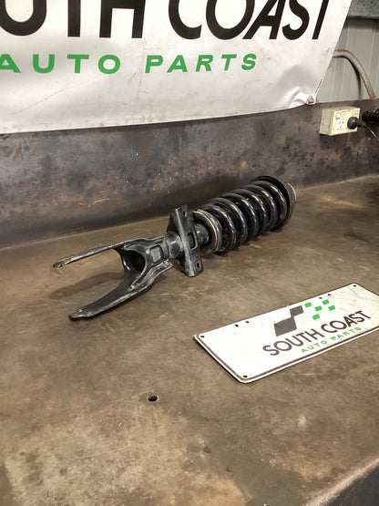 2018 Volkswagen Amarok Left Front Suspension 2HO413031N