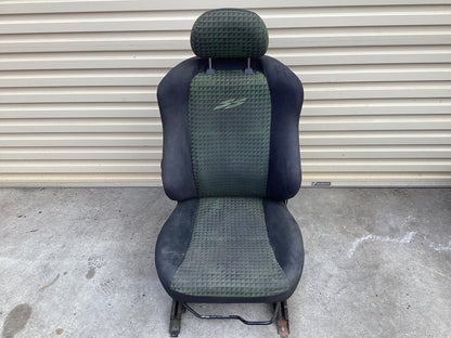 2002-2004 Holden Commodore VY Right Front Seat