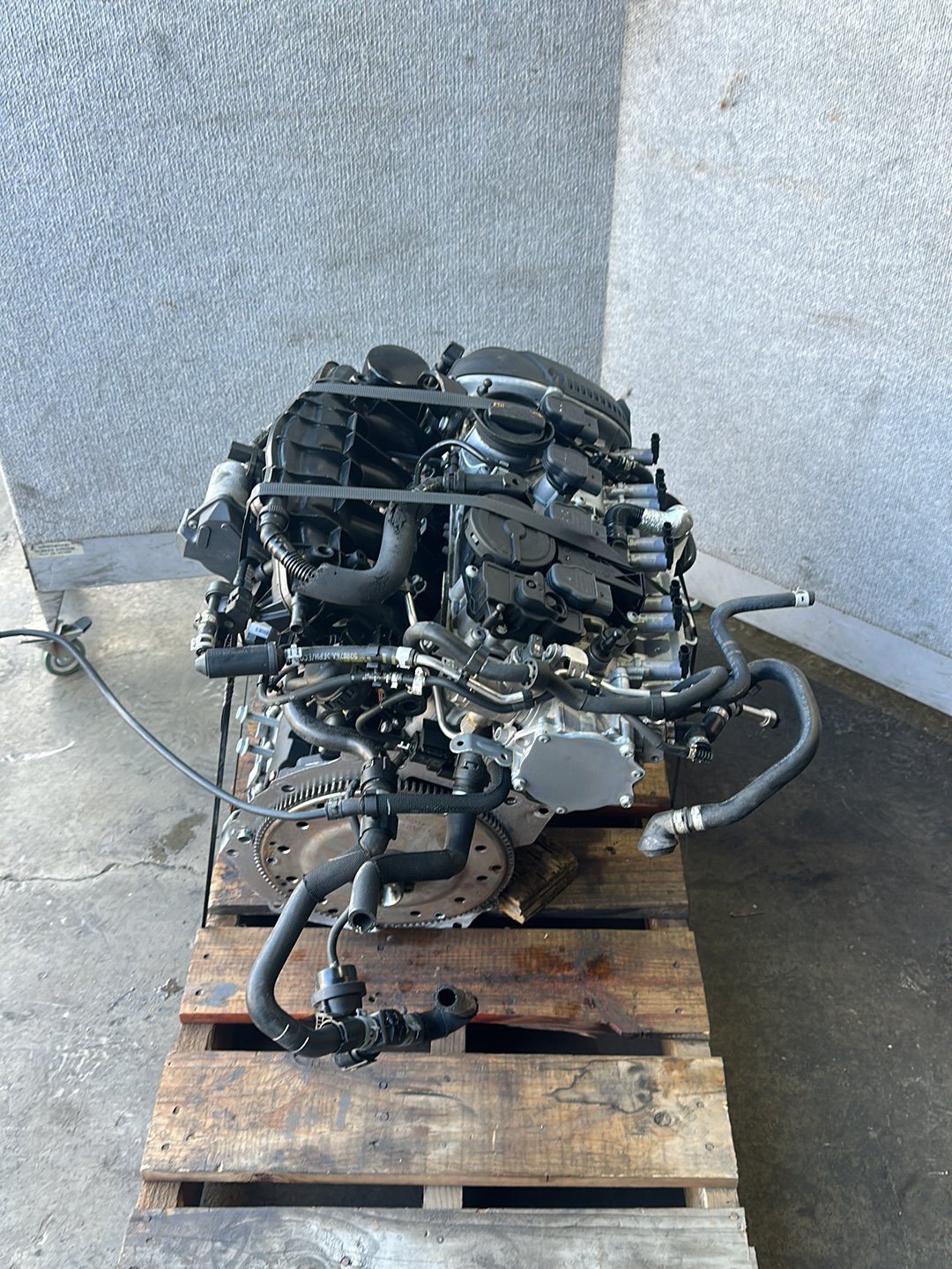 2009 Audi A4 B8 WAUZZ8K9AA071441 Engine CDN093760