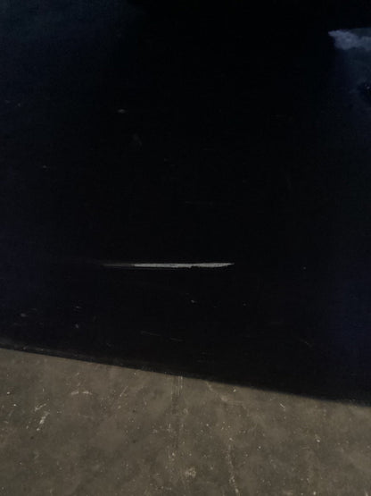 2005 Holden Commodore VZ  Left Front Door