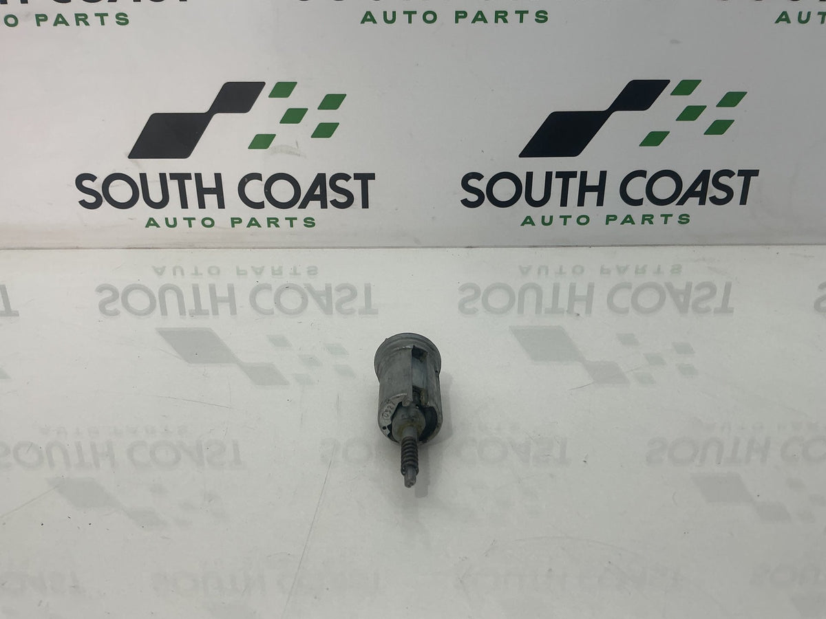 2005 Holden Adventra VZ 6G1ZM84785L518795 Ignition With Key