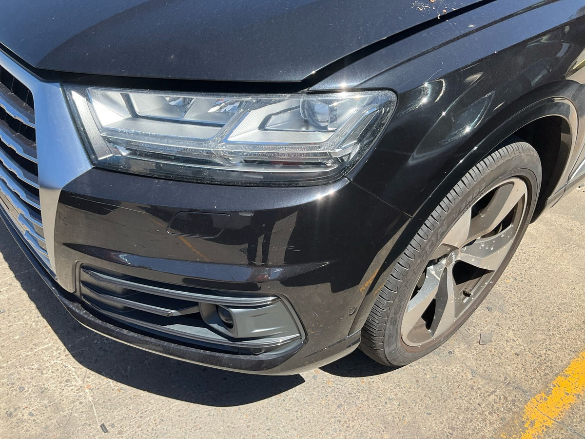 2015-2020 Audi Q7 Quattro 4M SUV