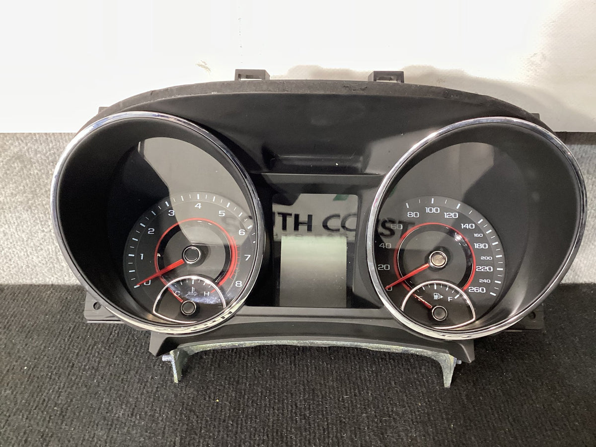 2017 Holden Commodore VF Instrument Cluster 92283325