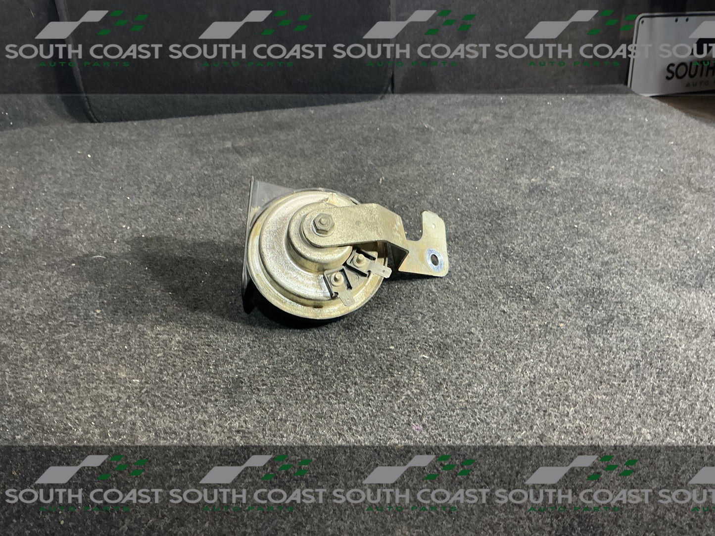 2011 Holden Commodore VE Horn