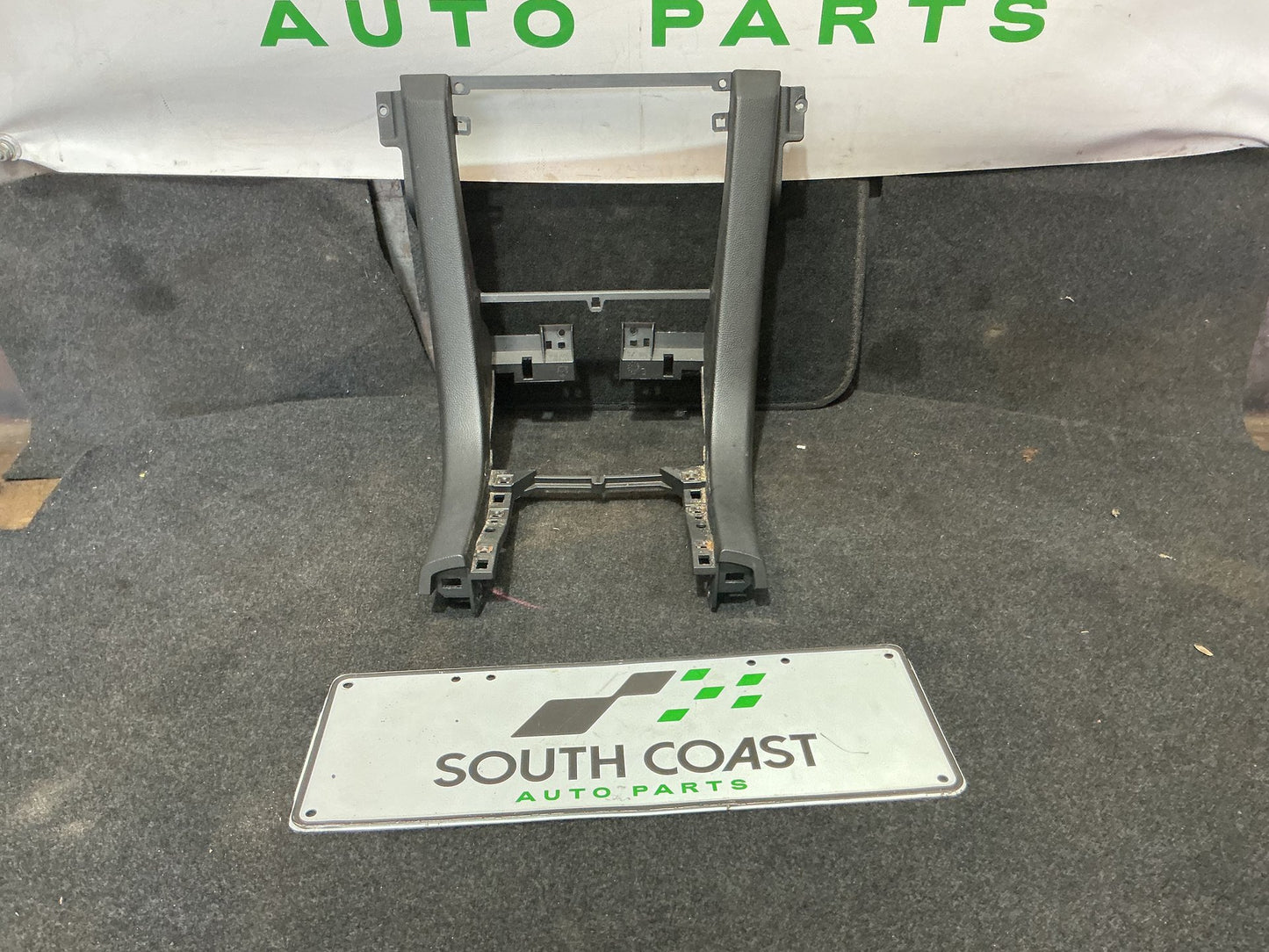 2007 Holden Calais VE 6G1EX55768L940846 Dash Fascia Trim