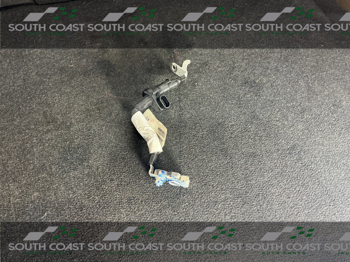 Holden Commodore VE  Battery Terminal 92222414