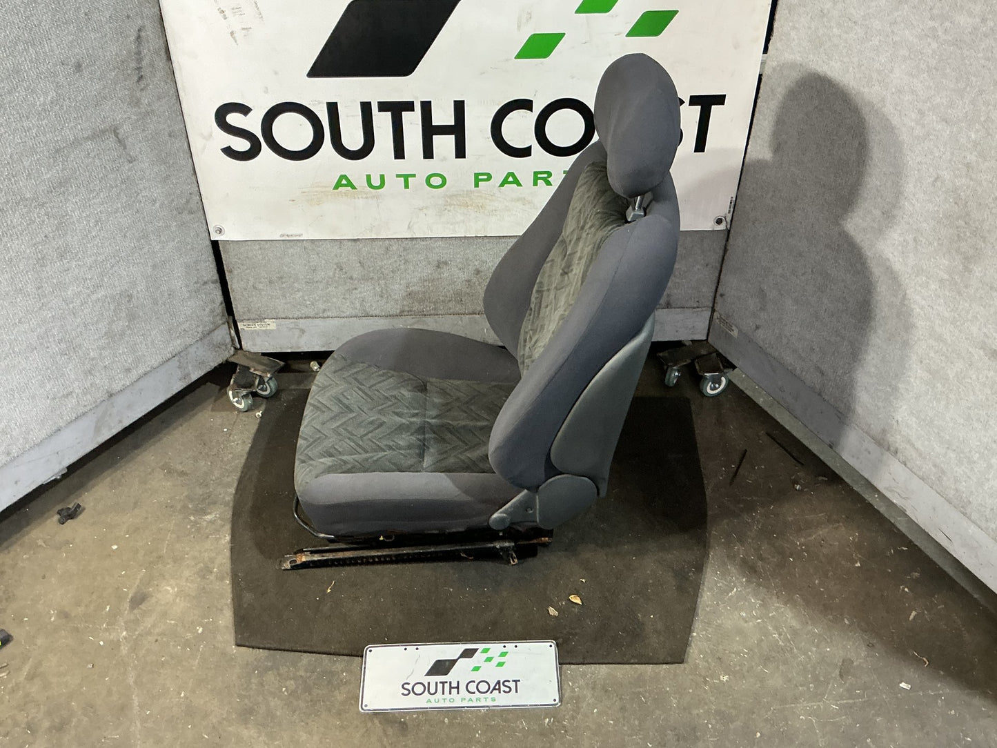 2001 Holden Commodore VX Right Front Seat
