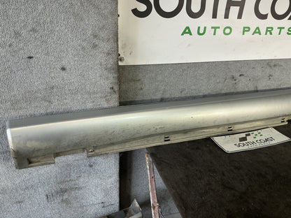 2002-2004 Holden Commodore VY Left Side Skirt 92084844