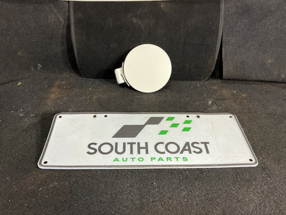 1990 Holden Statesman VQ 6H8VSY19UML459969 Fuel Filler Door