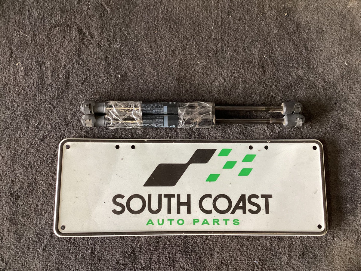 2009-2011 Holden Calais VE Bootlid Gas Struts 92159085
