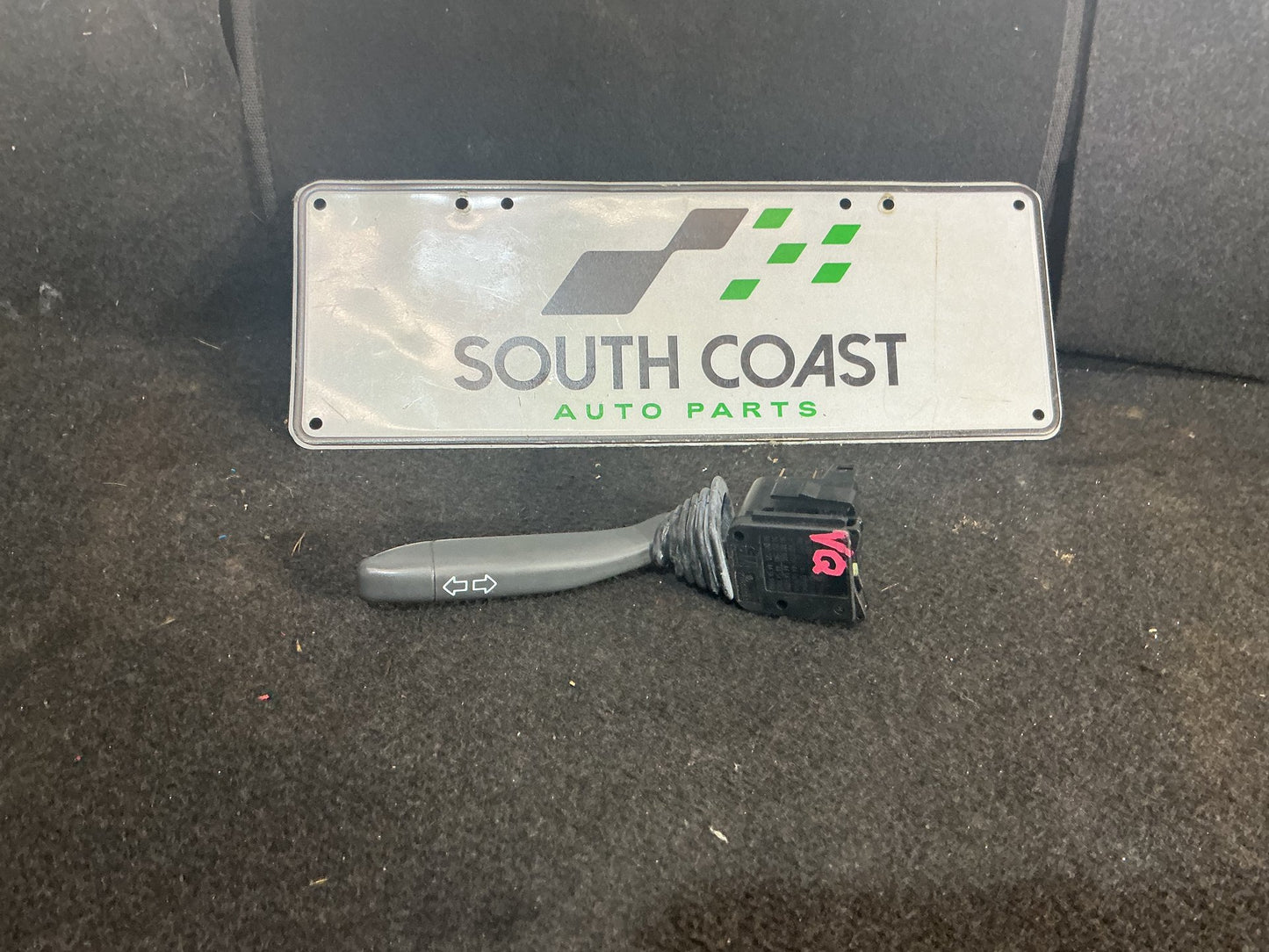 1990 Holden Statesman VQ 6H8VSY19UML459969 Indicator Stalk 92035582