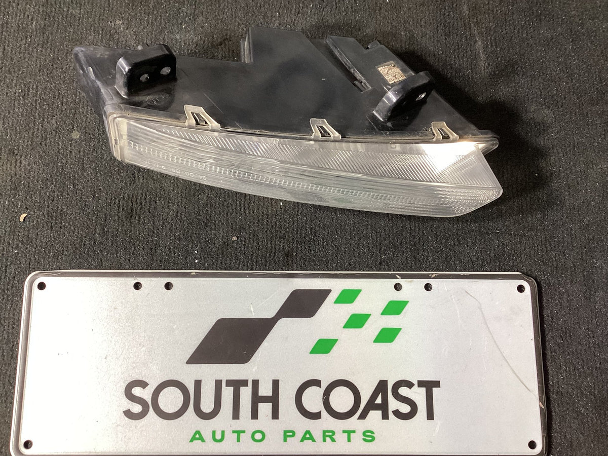 2017 Holden Commodore VF Left Daytime Driver Light 92278832