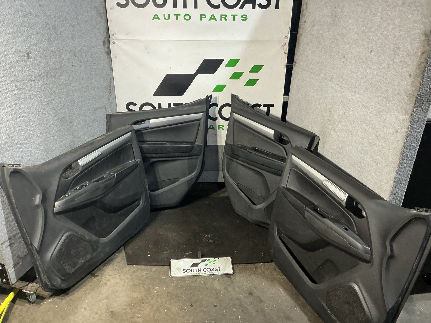 2019 Holden Colorado Interior