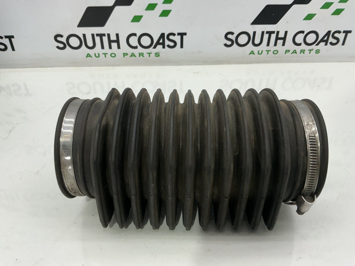 1992 Holden Commodore vq Air Flow Meter Hose Elbow 92036458