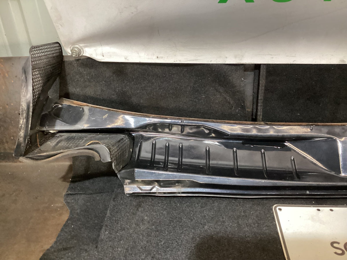 1994 Holden Commodore VR Wiper Motor Cover
