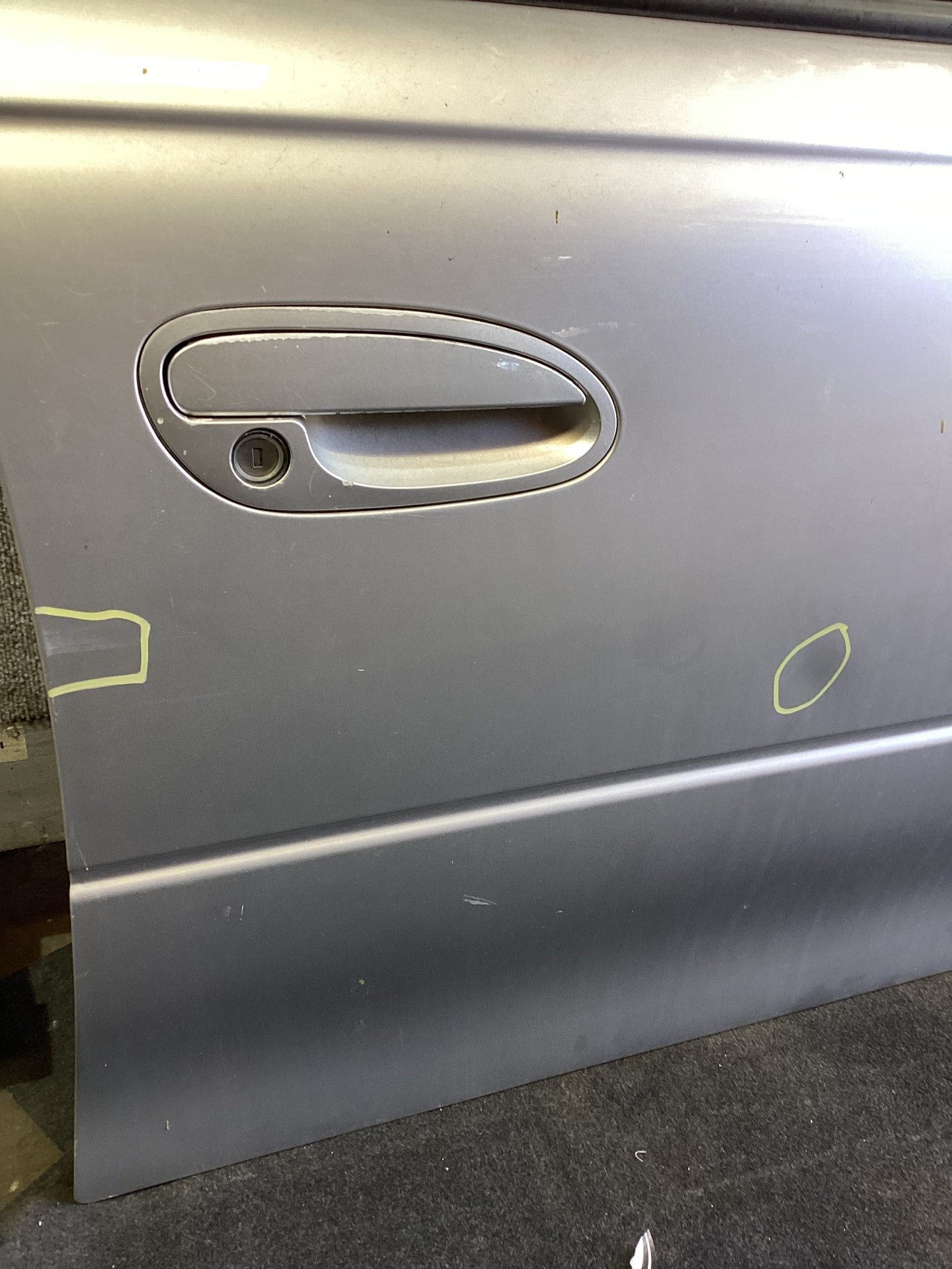 2005-2006 Holden Commodore VZ Right Front Door