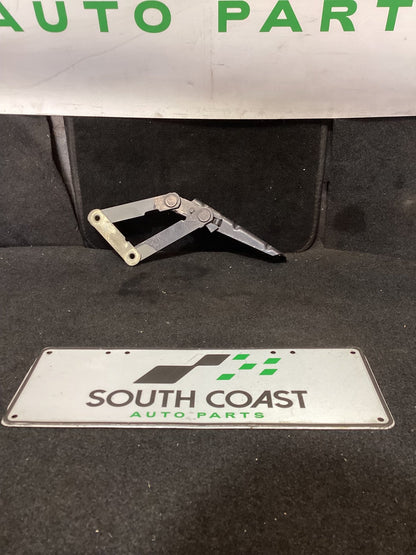 1994 Holden Commodore VR Right Bonnet Hinge