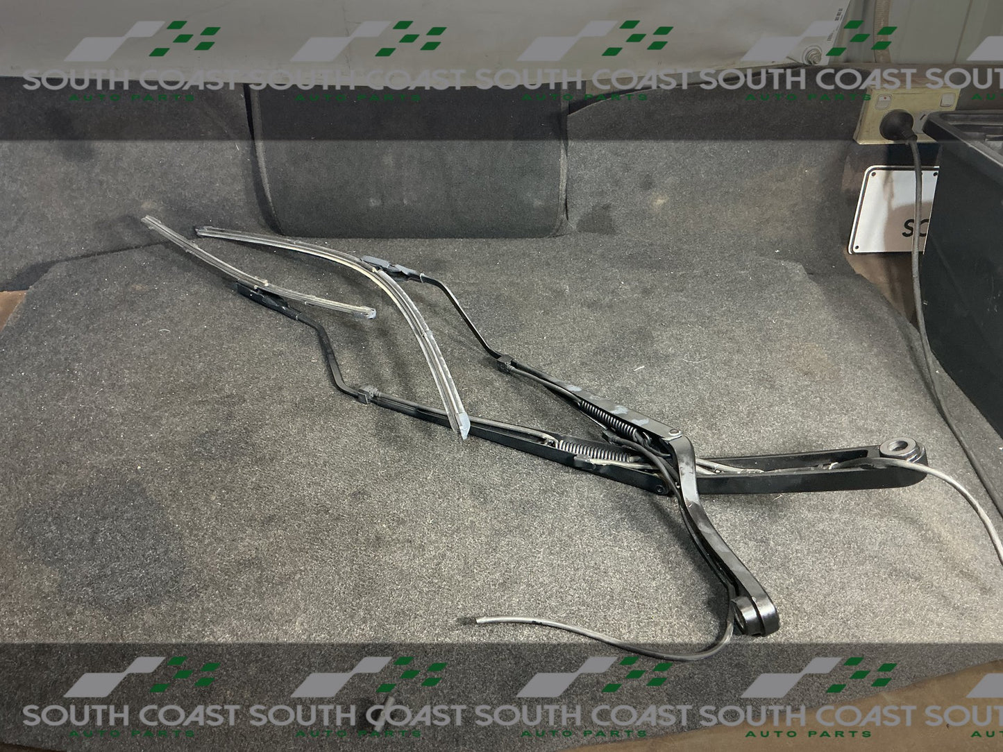 2011 Holden Commodore VE Wiper Arm Pair