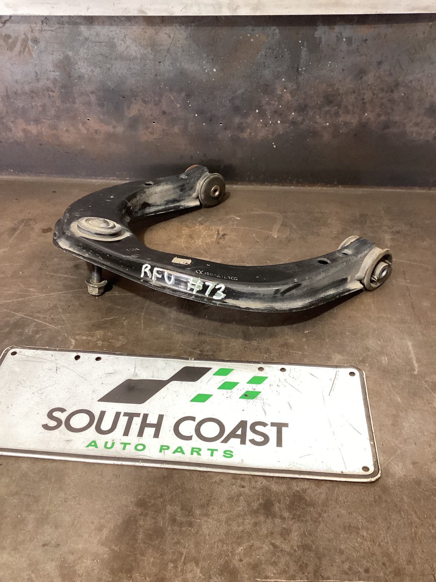 2018 Volkswagen Amarok Right Front Upper Control Arm RH2HD47022B