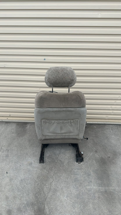 2003 Holden Calais Calais Right Front Seat