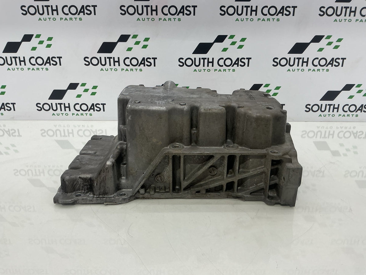2013 Holden Commodore VE Oil Pan/Sump 92250625