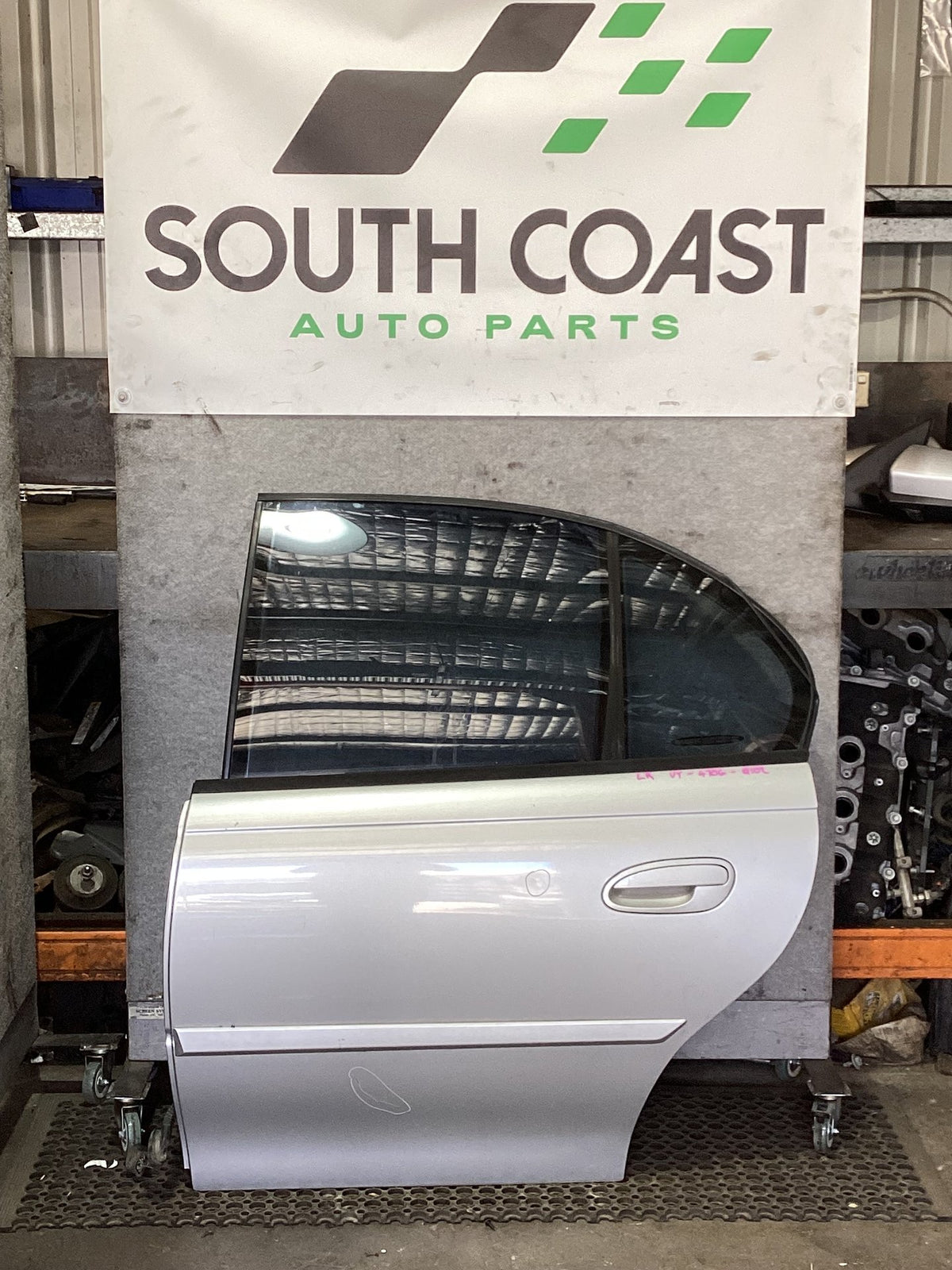 2003 Holden Commodore VYEquipe Left Rear Door