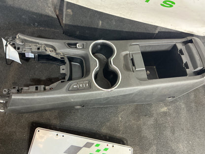 2013 Holden Ute VF  Centre Console
