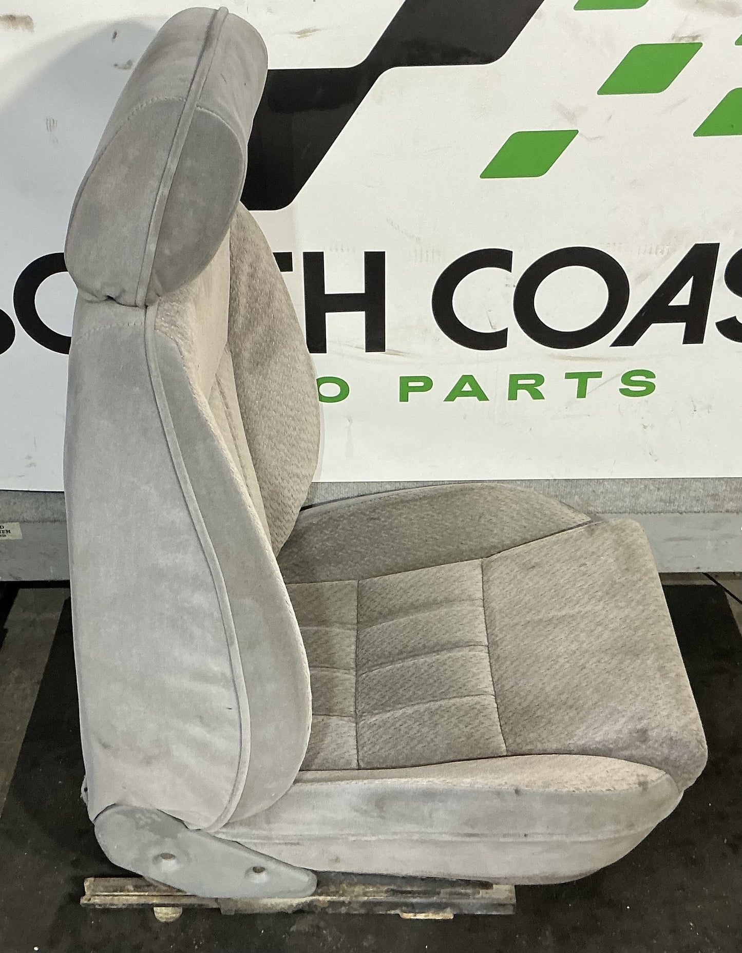 1993-1997 Holden Commodore VR Seats Set