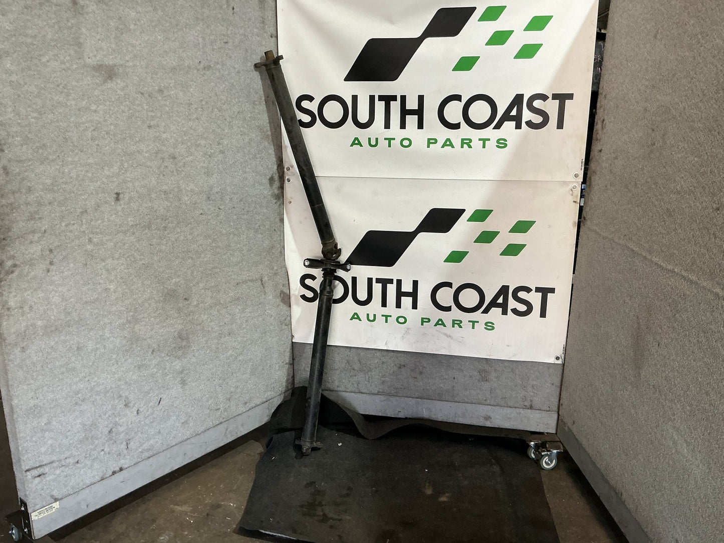 2013 Holden Ute VF  Two-Piece Drive Shaft