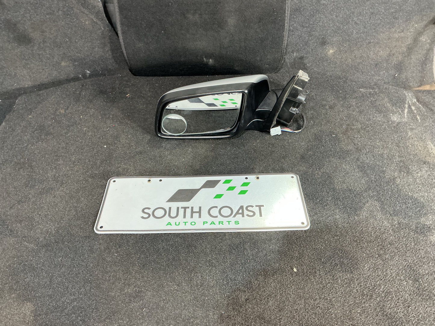 2013 Holden Ute VF  Left Door Mirror 92269473