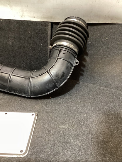 1994 Holden Commodore VR Air Intake 92032753