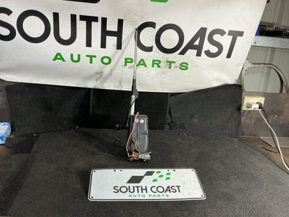 2005 Holden Commodore VZ  Antenna