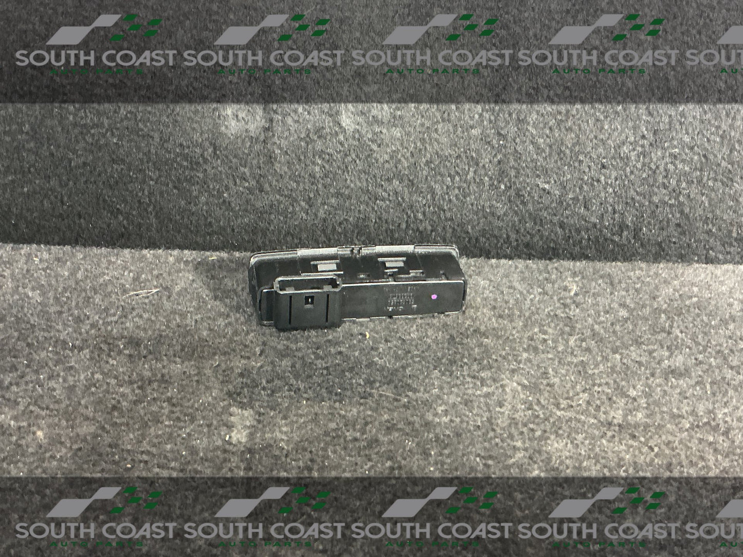 2011 Holden Commodore VE Traction Control Switch 92238576