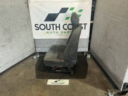 2004 Holden Commodore VY Right Front Seat