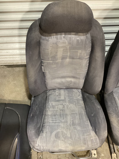 2000 - 2002 Holden Commodore S  Complete Interior VUSPACKUTECOMPLETEINTERIORSEATSDOORTRIMS