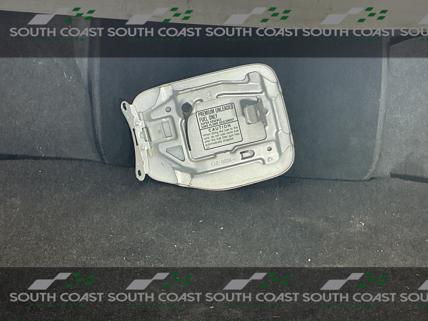 Subaru Forester SH  Fuel Tank Cover