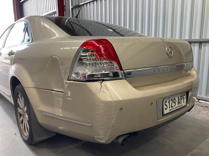 2010 Holden Statesman WM  Complete Interior WMSTATESMANCOMPLETEINTERIORLEATHERSEATSDOORTRIMS