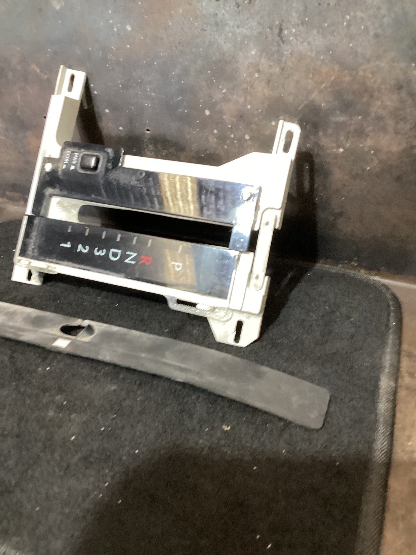 Holden Commodore VR  Gearshift Surround/Trim