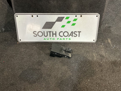 2013 Holden Ute VF  Left Front Window Switch 92256972