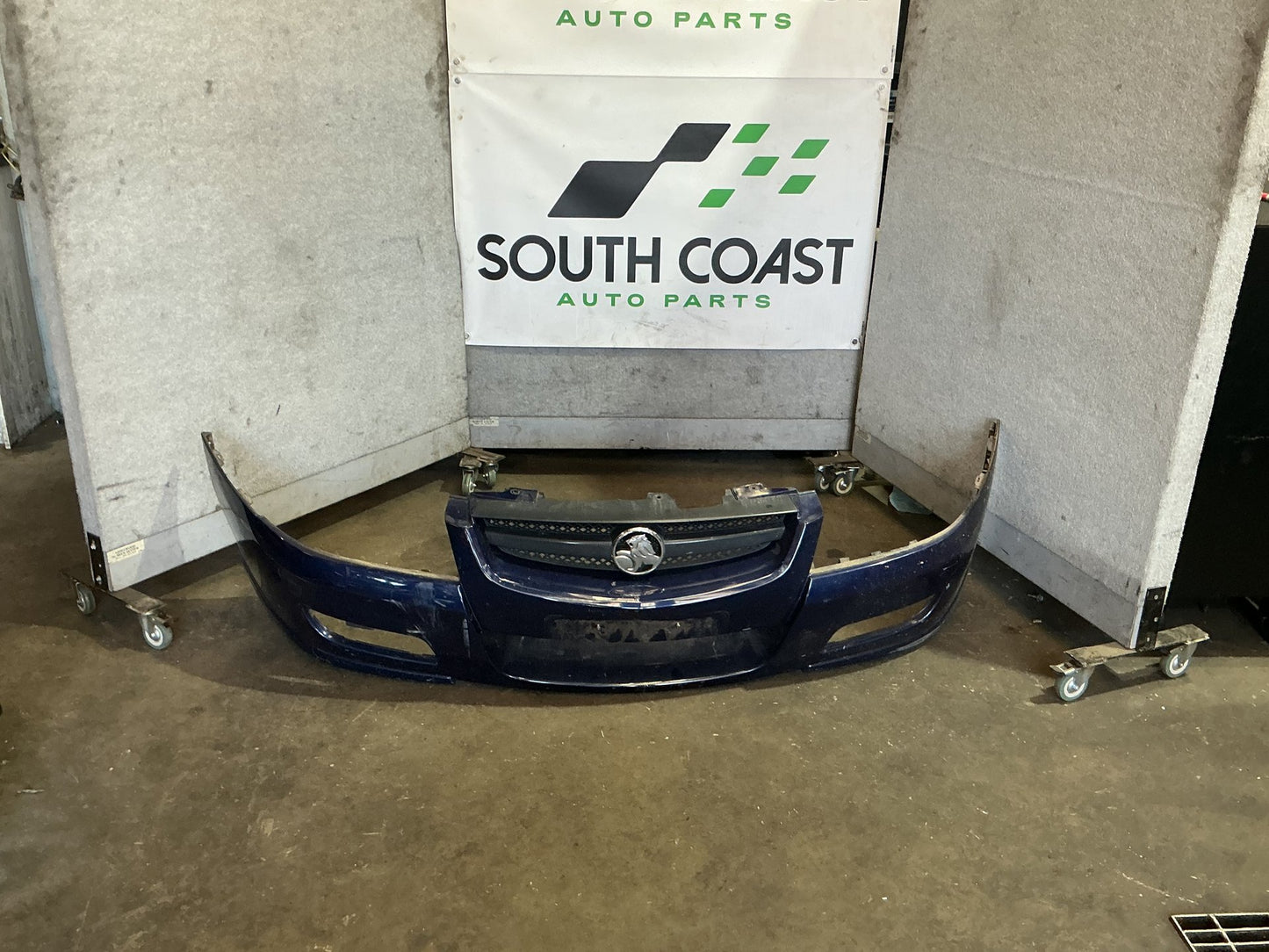 2005 Holden Commodore VZ  Front Bumper
