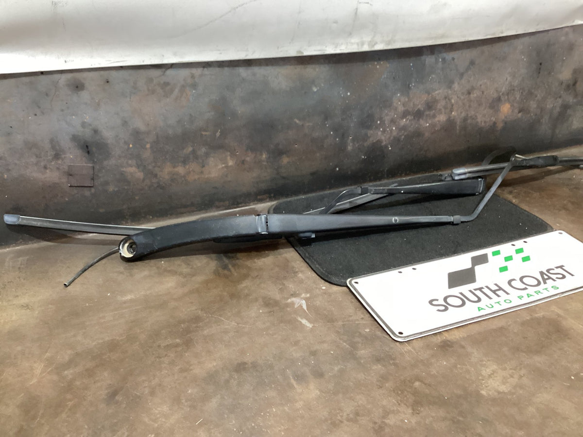 Holden Commodore VE  Wiper Arm Pair