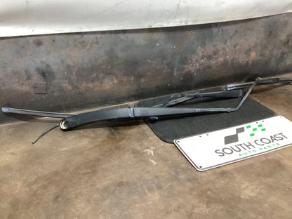 Holden Commodore VE  Wiper Arm Pair
