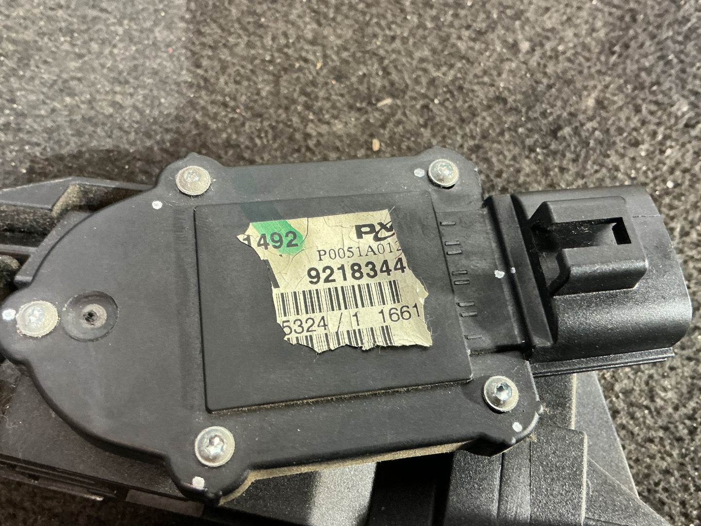 2005 Holden Commodore VZ  Accelerator Pedal