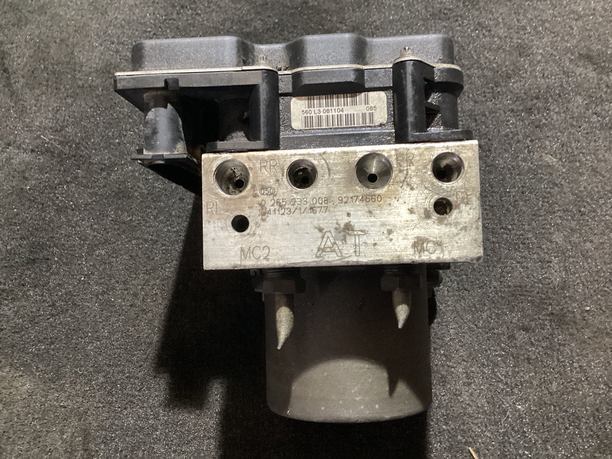 2005 Holden Commodore VZ ABS Pump/Modulator 92174560