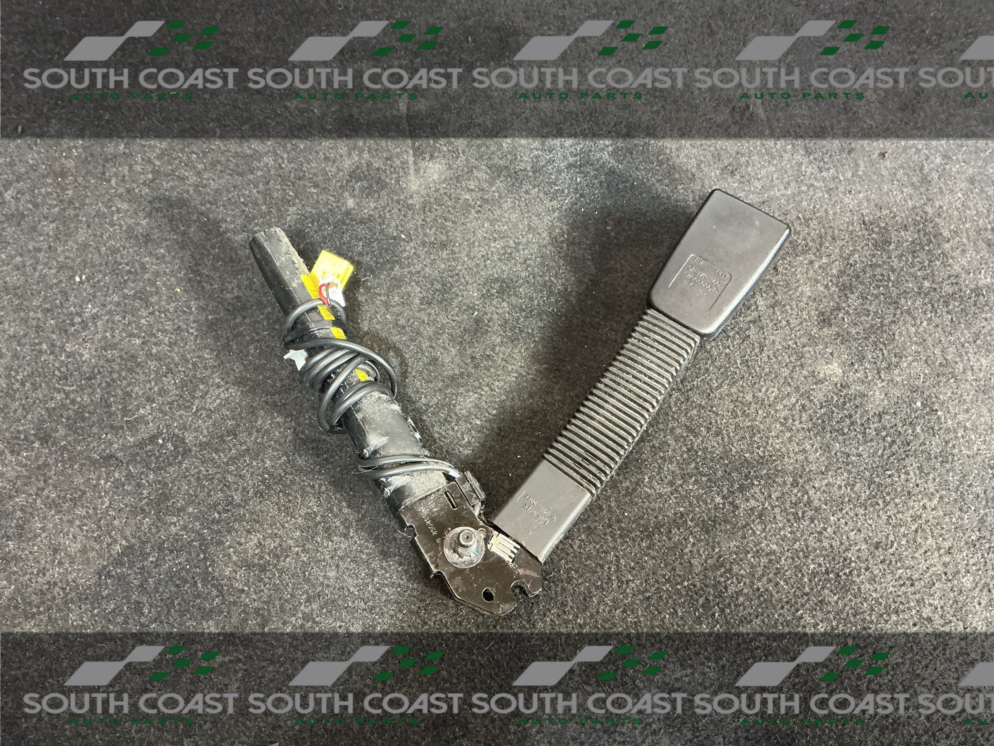 2011 Holden Commodore VE- Left Front Seat Belt Pretensioner