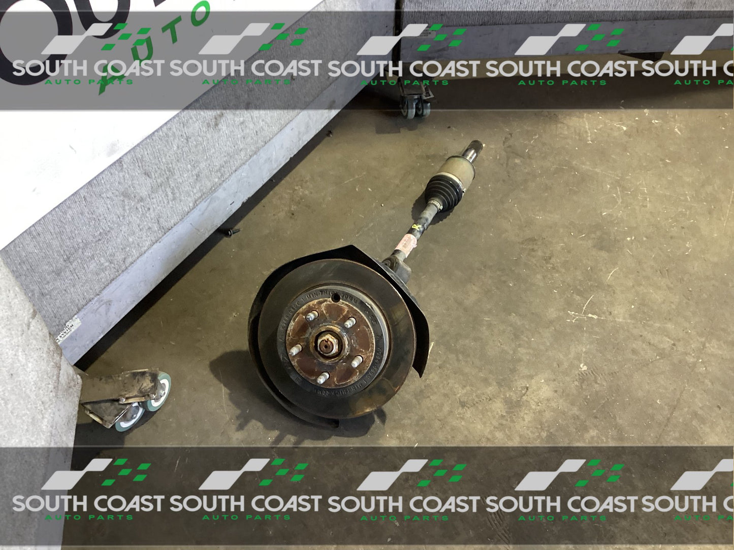 Holden Calais VE 6G1EX55768L940846 Right Rear Hub Assembly