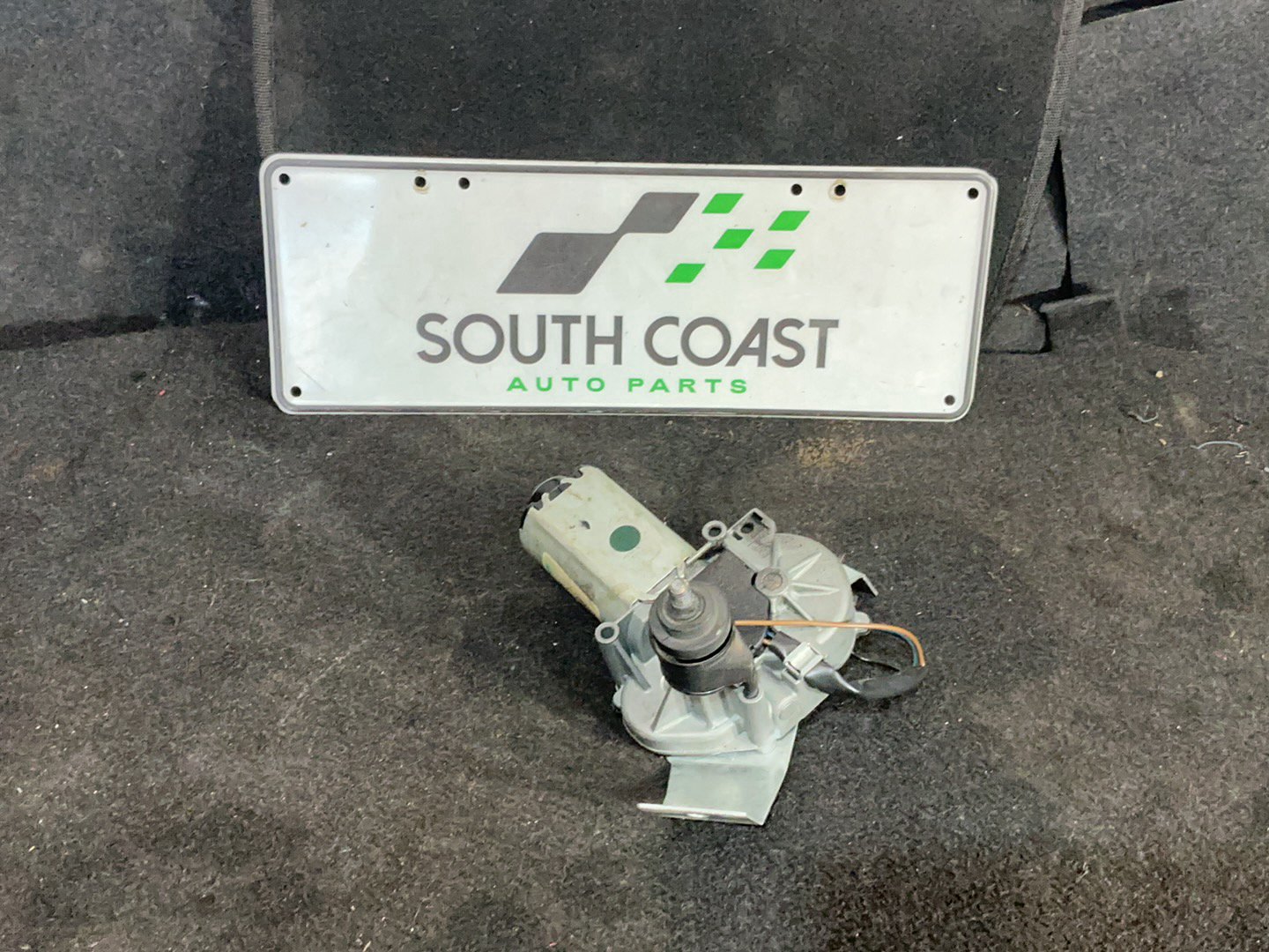 2005 Holden Commodore VZ  Rear Wiper Motor