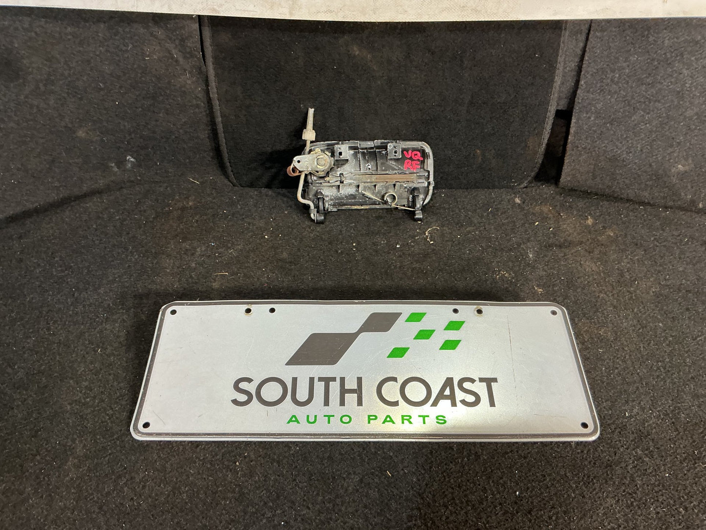 1990 Holden Statesman VQ 6H8VSY19UML459969 Right Front Door Exterior Handle