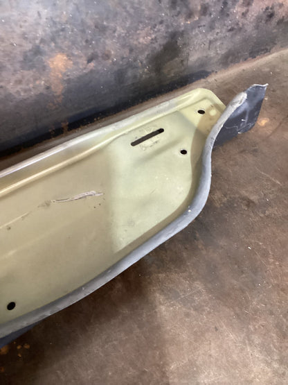 2018 Volkswagen Amarok Radiator Support