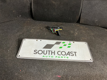 1990 Holden Statesman VQ 6H8VSY19UML459969 Power Window Switch 92039736